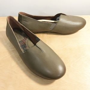 New Born Sebra Olive Leather Slip On Loafers Flats